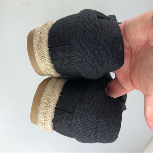 Catherine Malandrino black sneaker size 7  (#16) - Picture 4 of 8